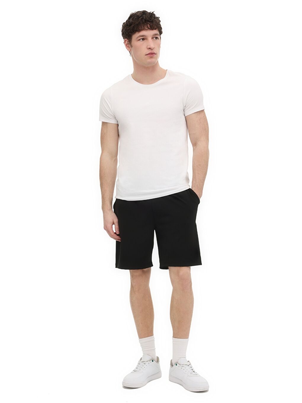 MB PES 20SN95 6FX Siyah Erkek Şort-2