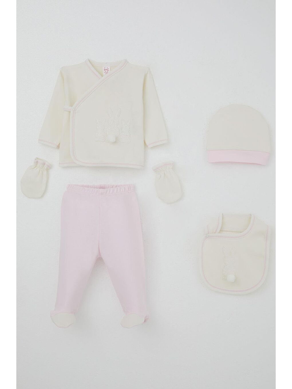 Kız Bebek Hastane Çıkışı 5 Li Ponponlu Tavşancık Nakışlı Ekru (0-3 Ay)