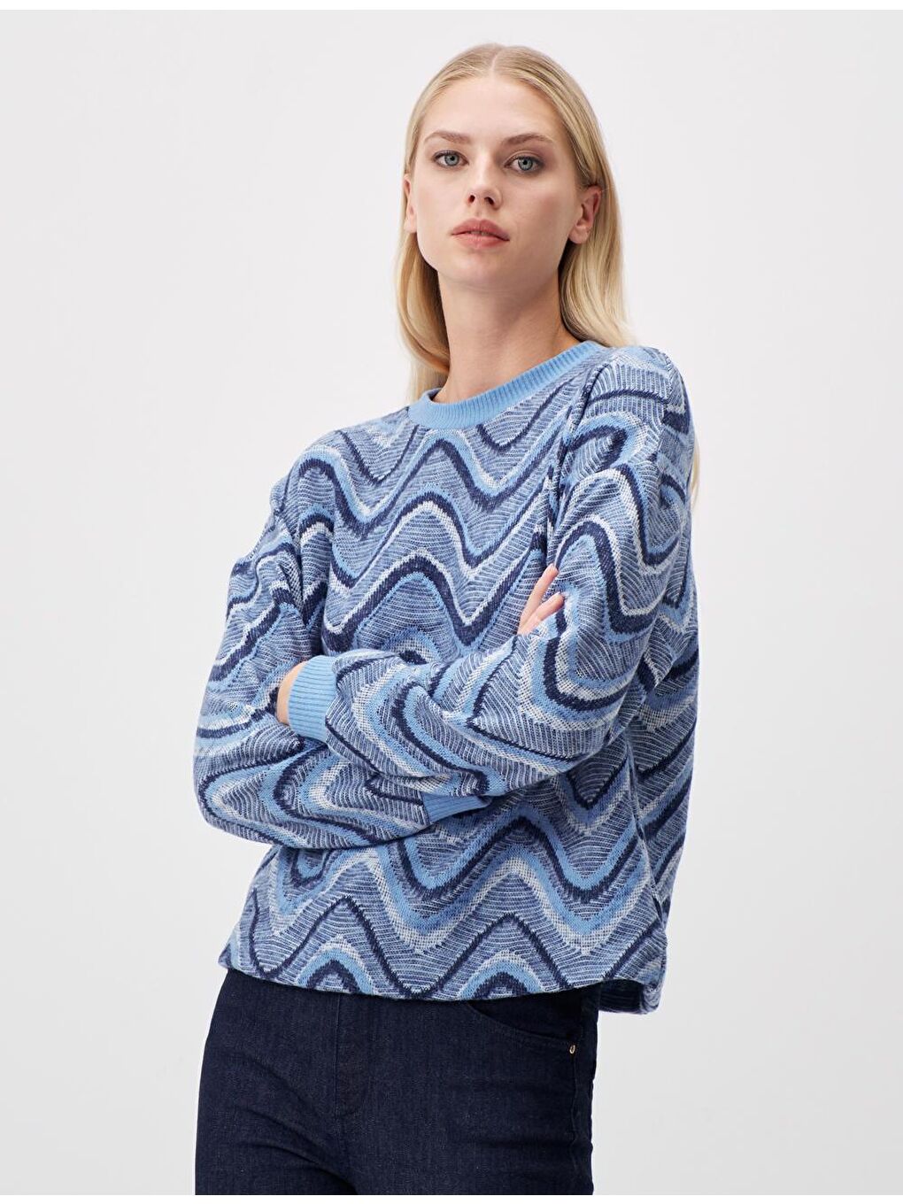 Mavi Uzun Kollu Bisiklet Yaka Desenli Kazak-2