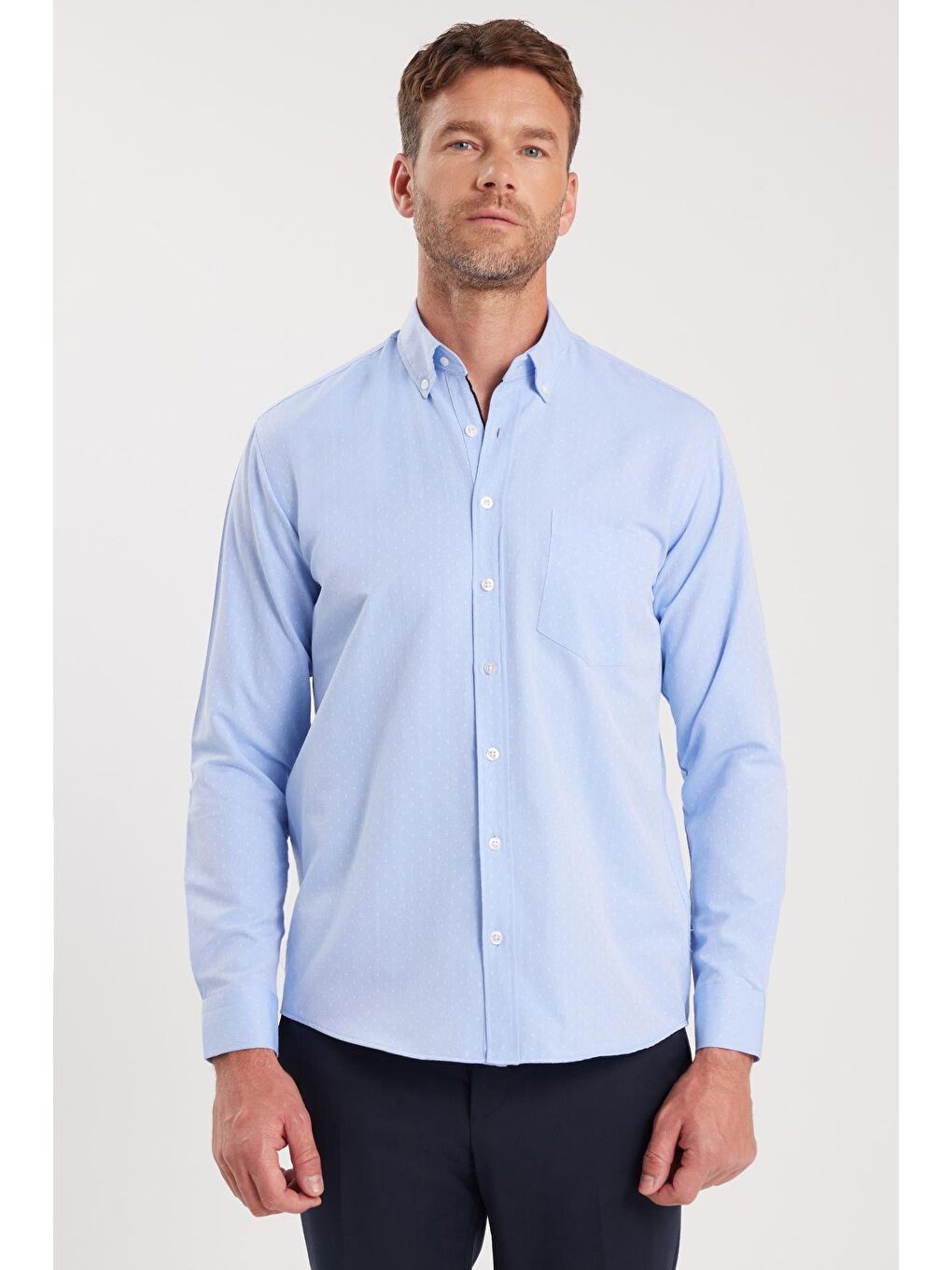 ​​​​​​​ Erkek Regular Fit Klasik Kesim Pamuklu Kolay Ütü Armürlü Mavi Düğmeli Yaka Gömlek-4