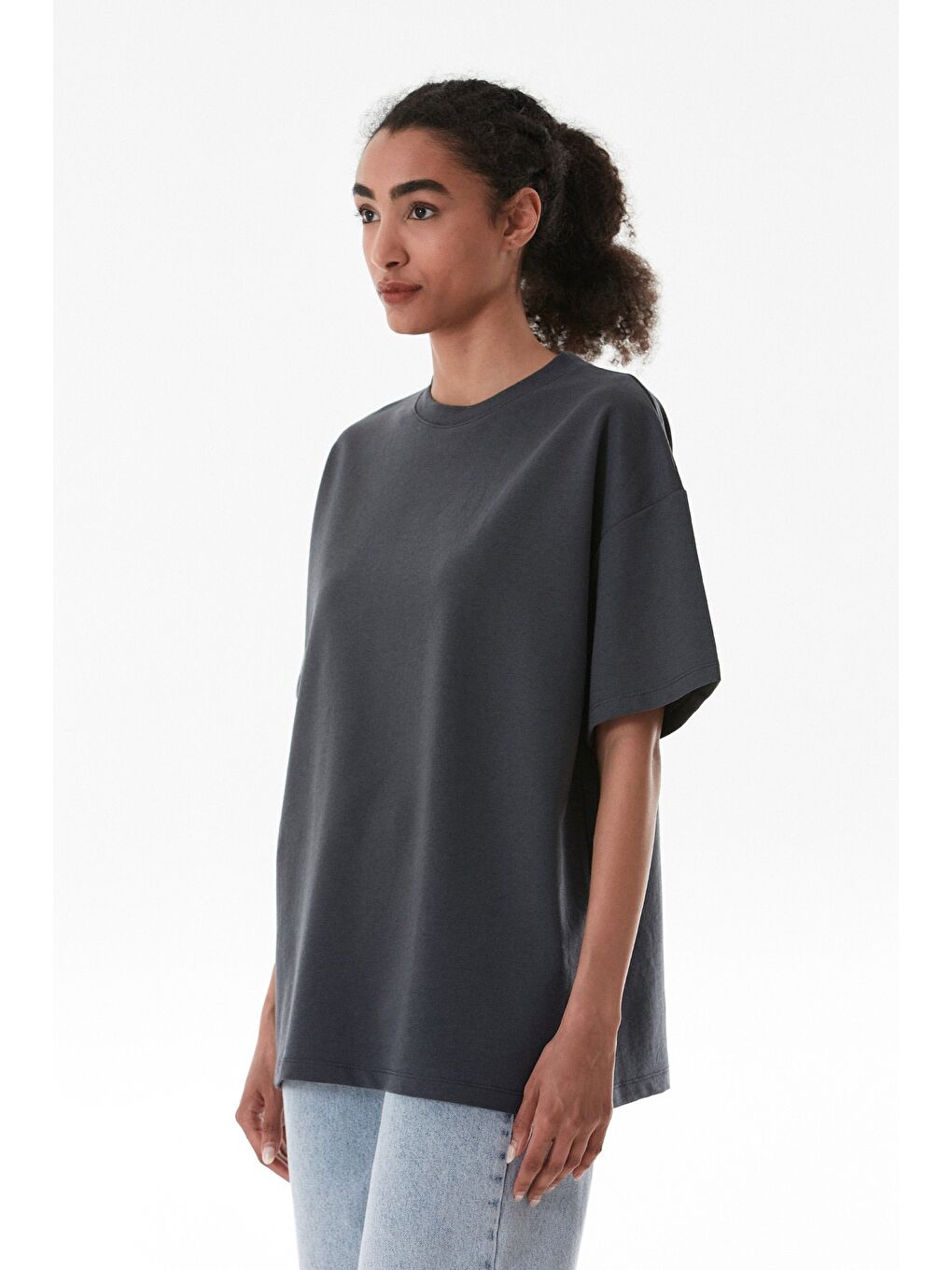 Antrasit Basic Bisiklet Yaka Oversize Tişört-2