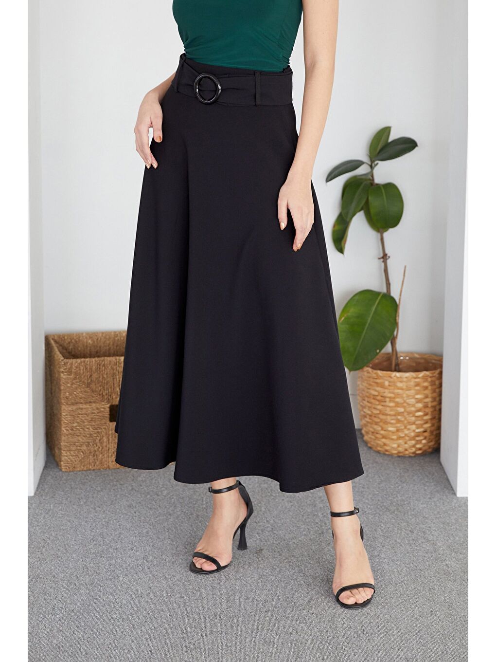 Siyah Beli Kemerli A Kesim Maksi Boy Etek-1