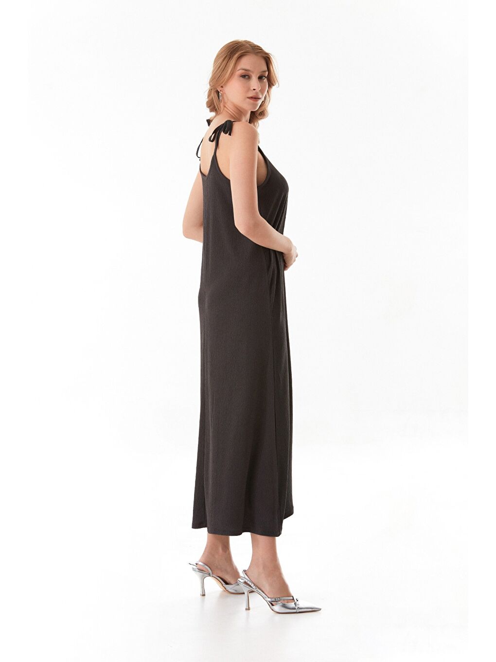 Antrasit Bürümcük Kumaş Askısı Bağlamalı Elbise-2