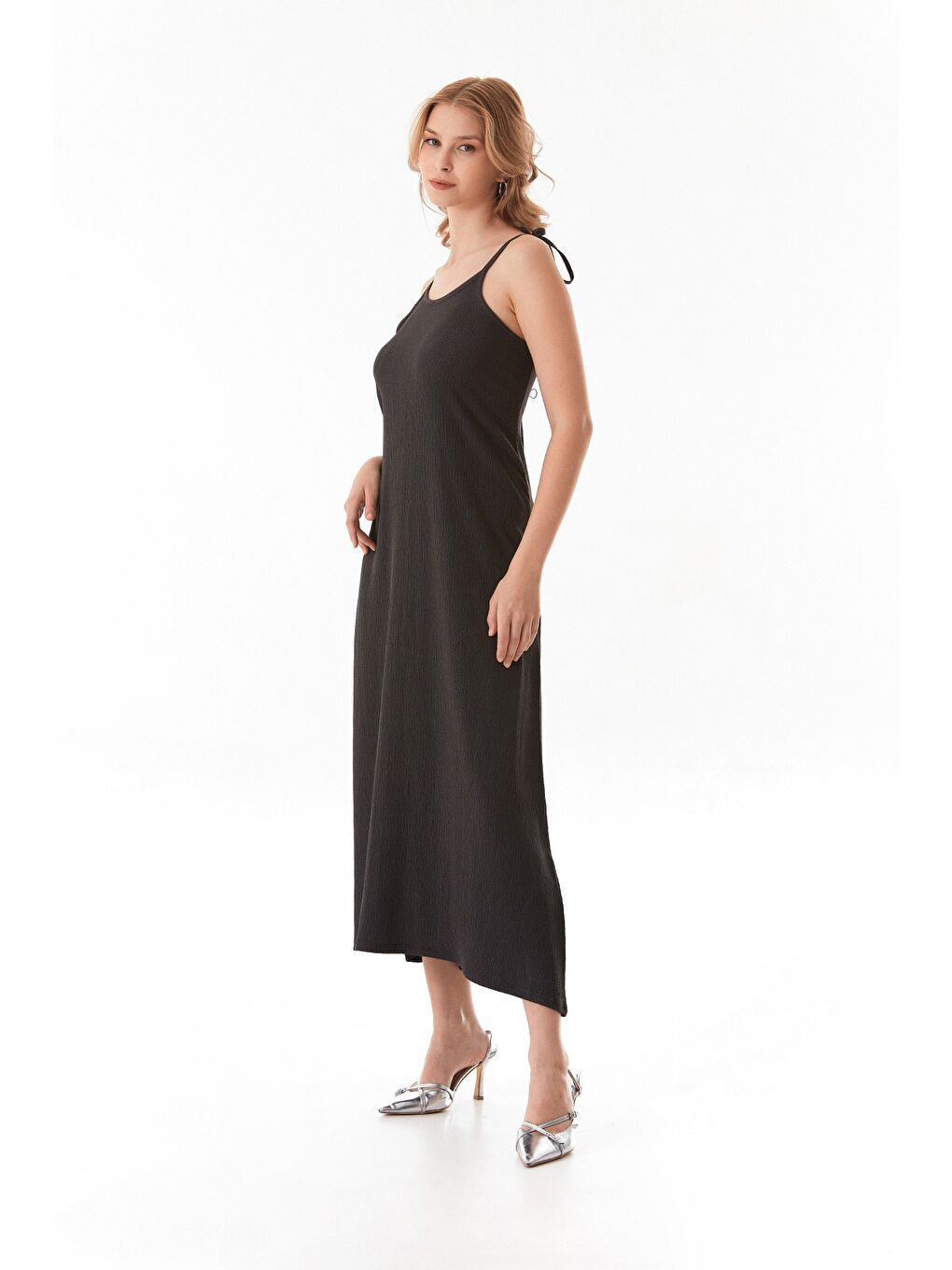 Antrasit Bürümcük Kumaş Askısı Bağlamalı Elbise-4