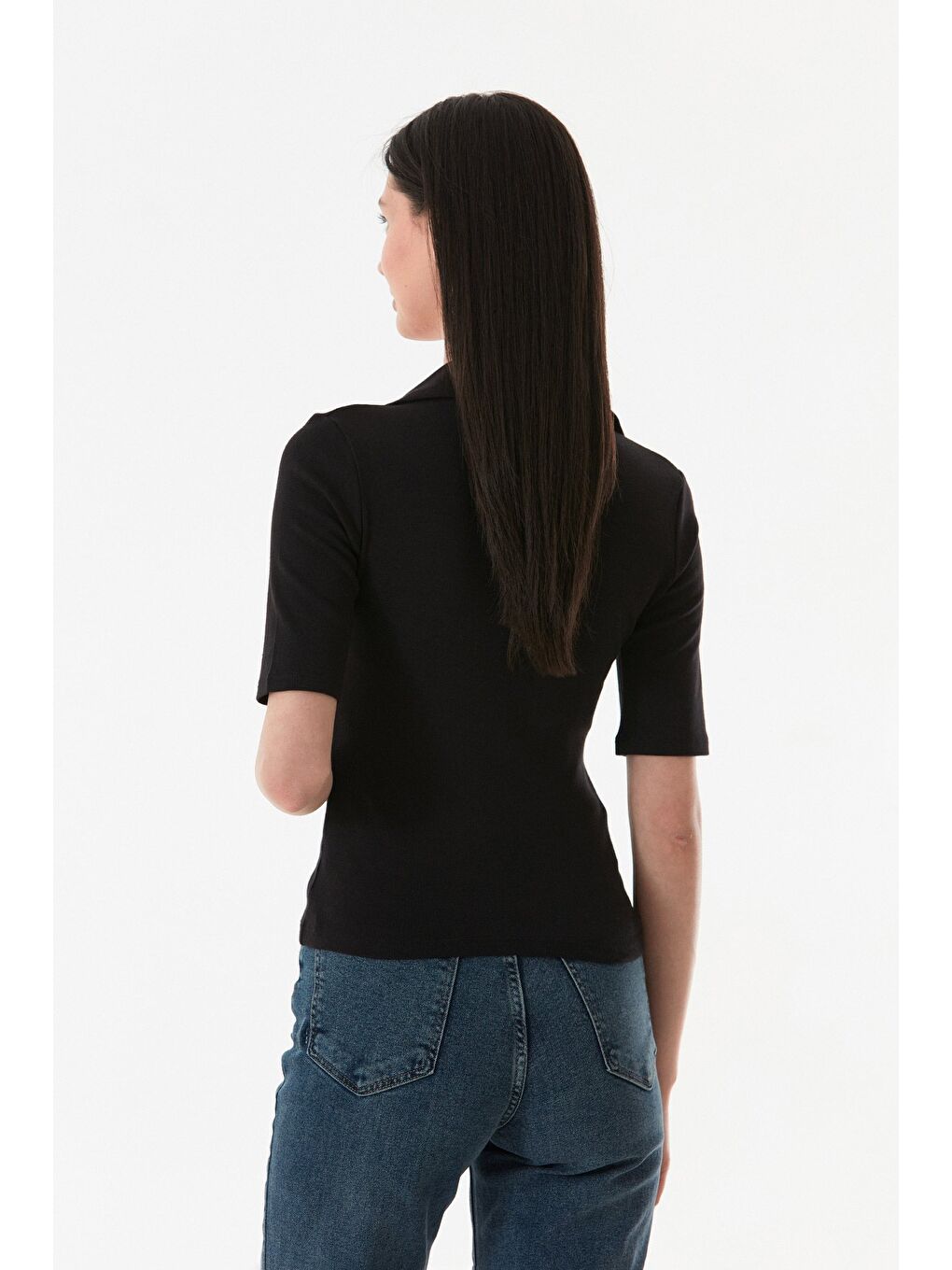 Siyah Önü Düğmeli Polo Yaka Elastanlı Bluz-3