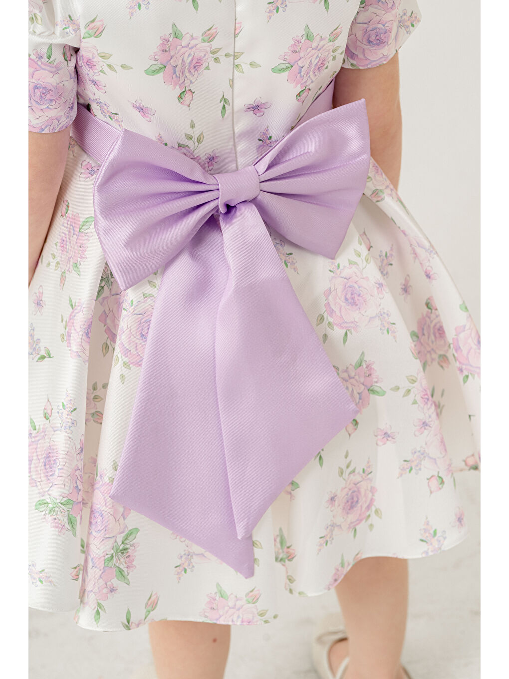 Lila Kolu Fiyonk Detaylı Çiçek Baskılı Günlük Jile Elbise-4