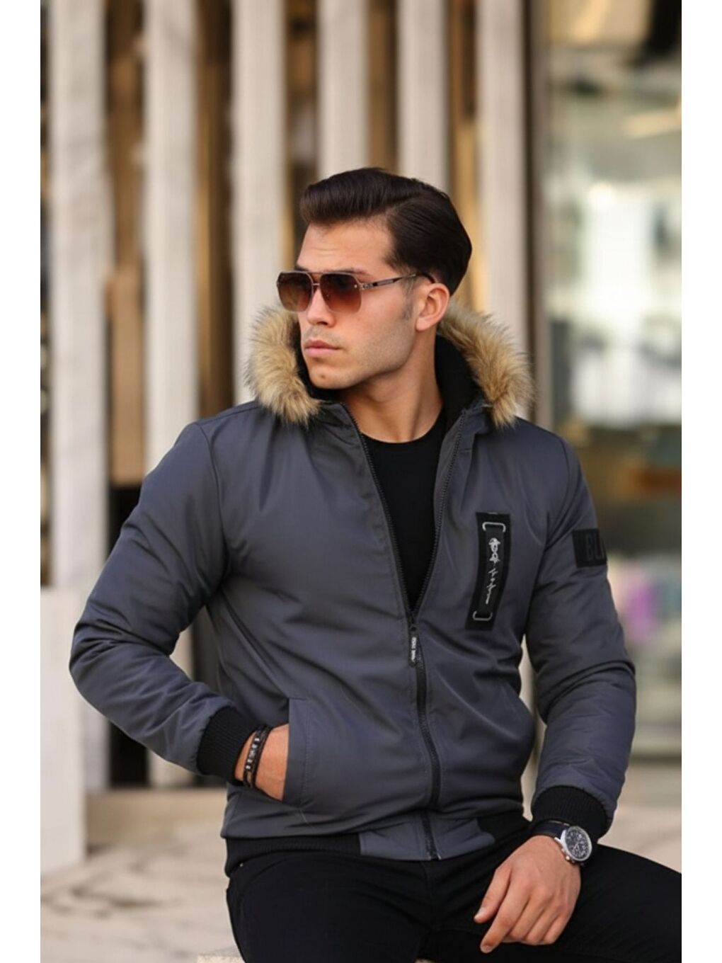 Gri Erkek Kapüşonlu Içi Kürklü Suya Dayanıklı Cepli Füme Mont-3