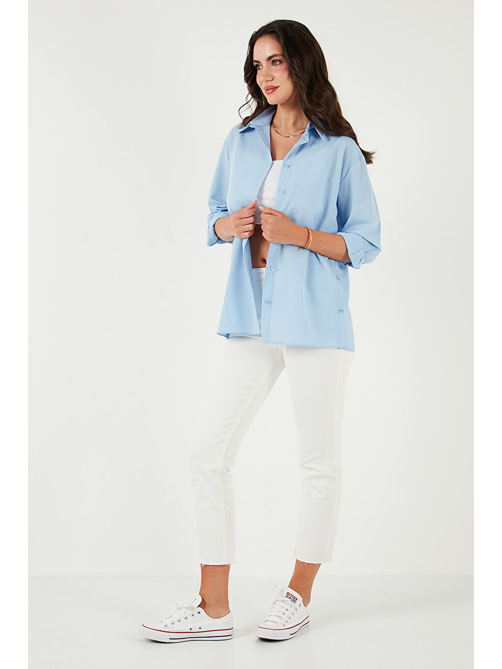 Mavi Pamuklu Regular Fit İliklenebilen Yırtmaç Detaylı Kadın Gömlek 6772920-2