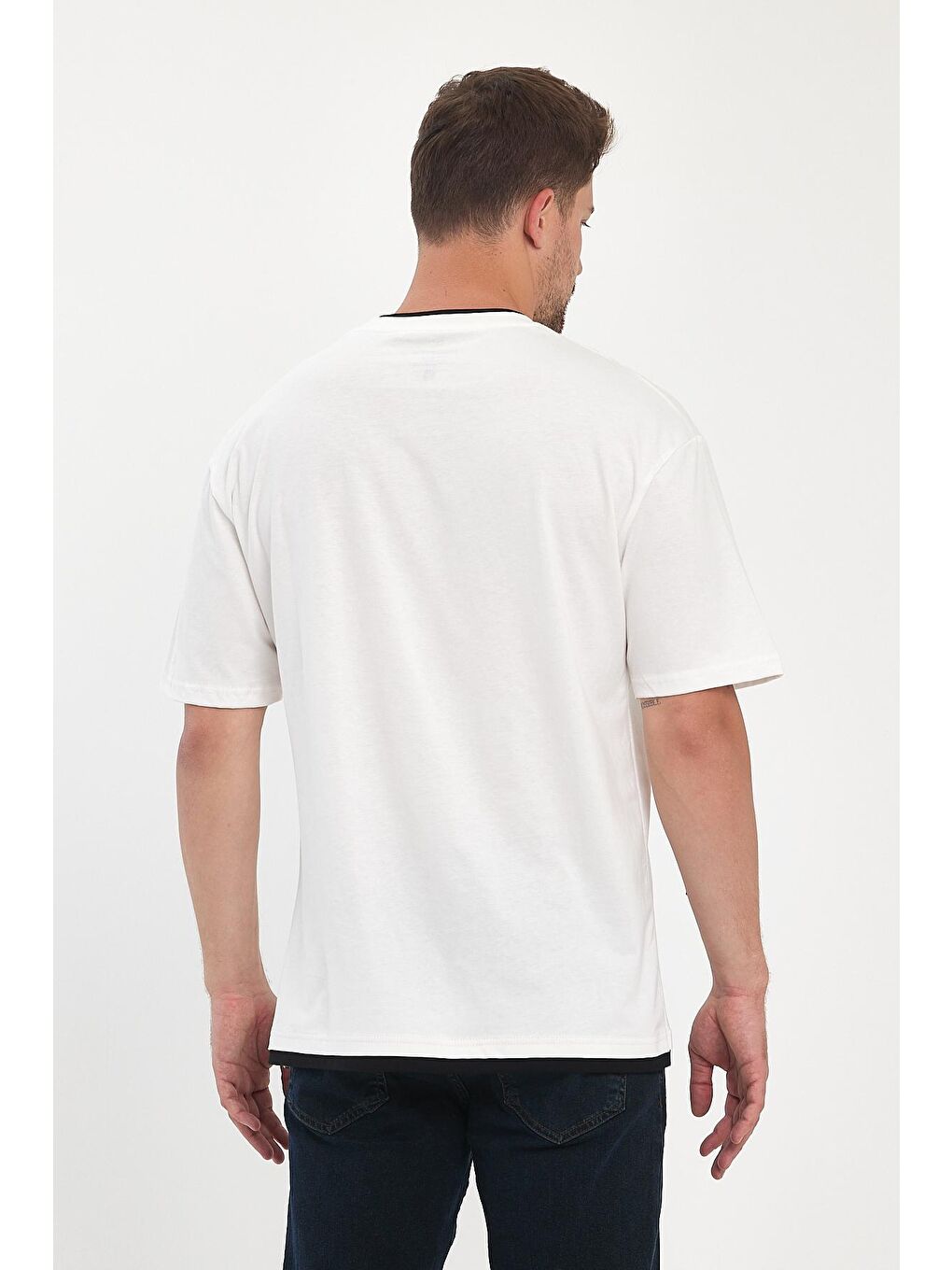 Beyaz Önü Yazılı Bisiklet Yaka Erkek Tişört 002904-3