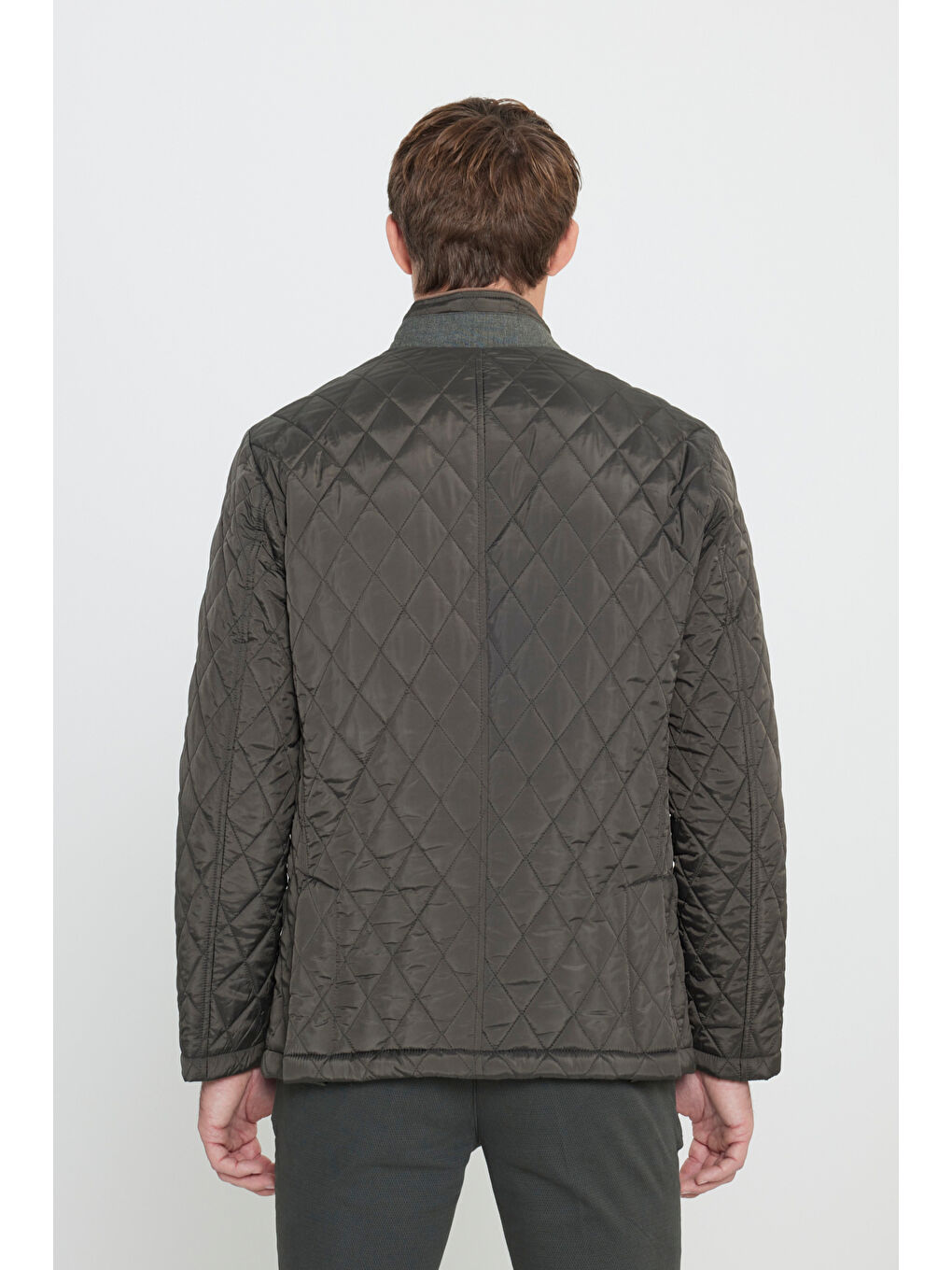 Erkek Haki Standart Fit Normal Kesim Dik Yaka Desenli Kapitone Overcoat-4