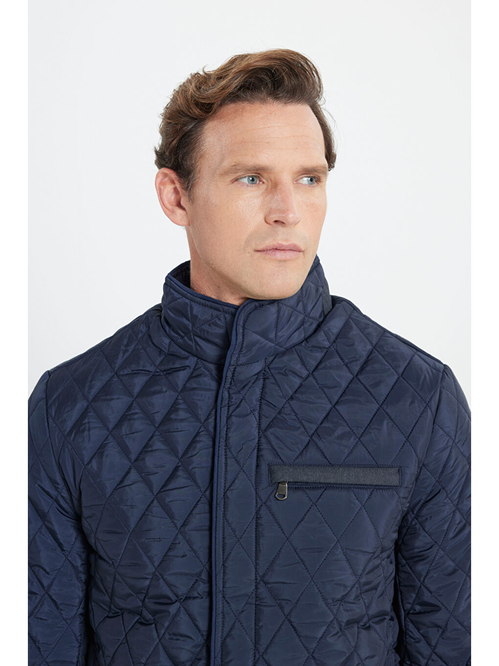 Erkek Lacivert Standart Fit Normal Kesim Dik Yaka Desenli Kapitone Overcoat-3