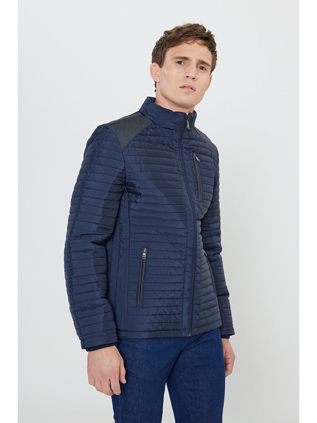 Erkek Lacivert Standart Fit Normal Kesim Dik Yaka Desenli Mont-4