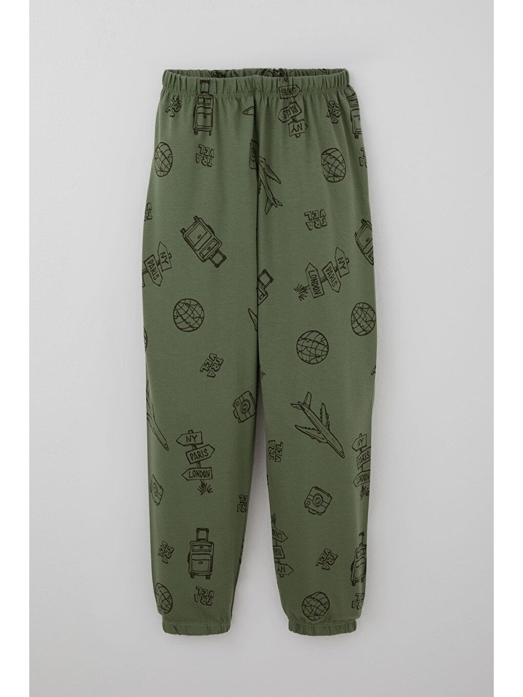 Erkek Çocuk Pijama Takımı Seyahat Temalı Dünya Gezgini Haki Yeşil (4-8 Yaş)-2