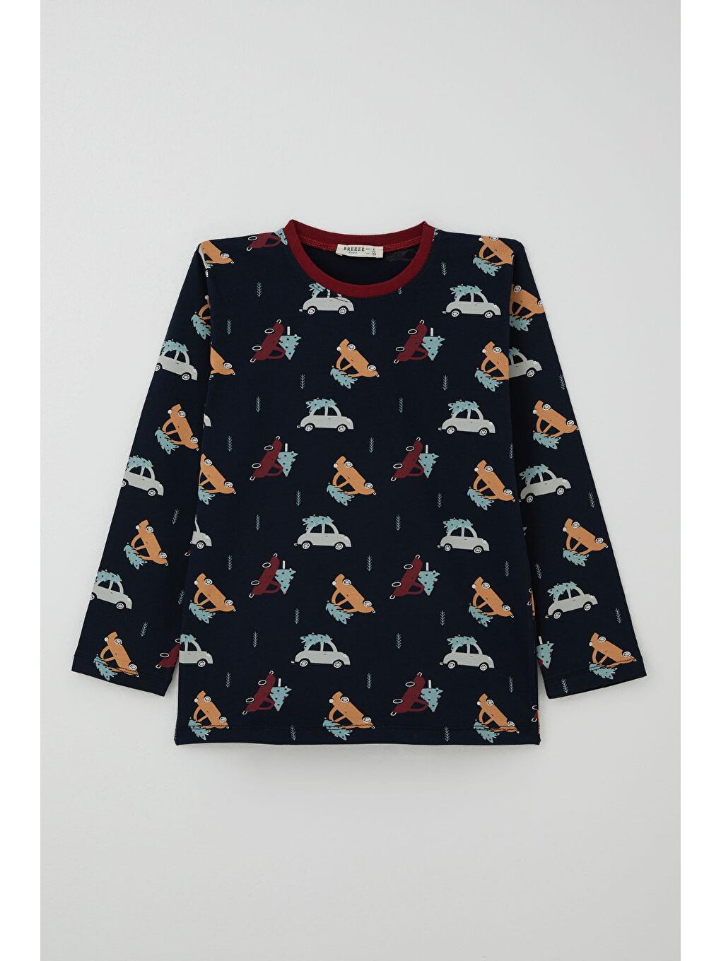 Erkek Çocuk Pijama Takımı Yılbaşı Temalı Çam Ağaçlı Araba Desenli Lacivert (4-8 Yaş)-1