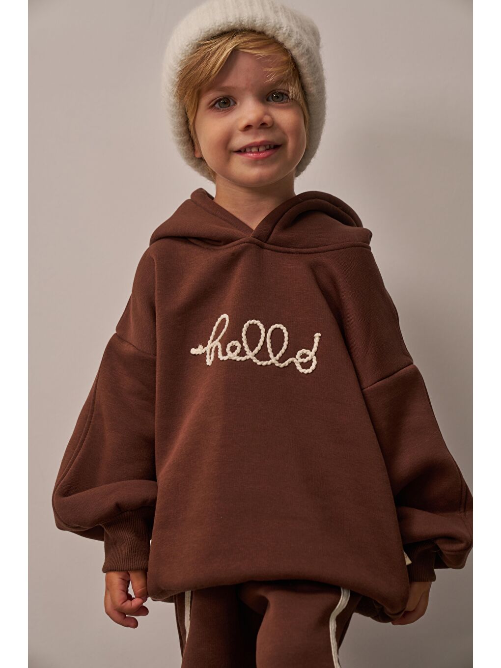 Kahverengi Hello Nakışlı Alt Üst Takım-6