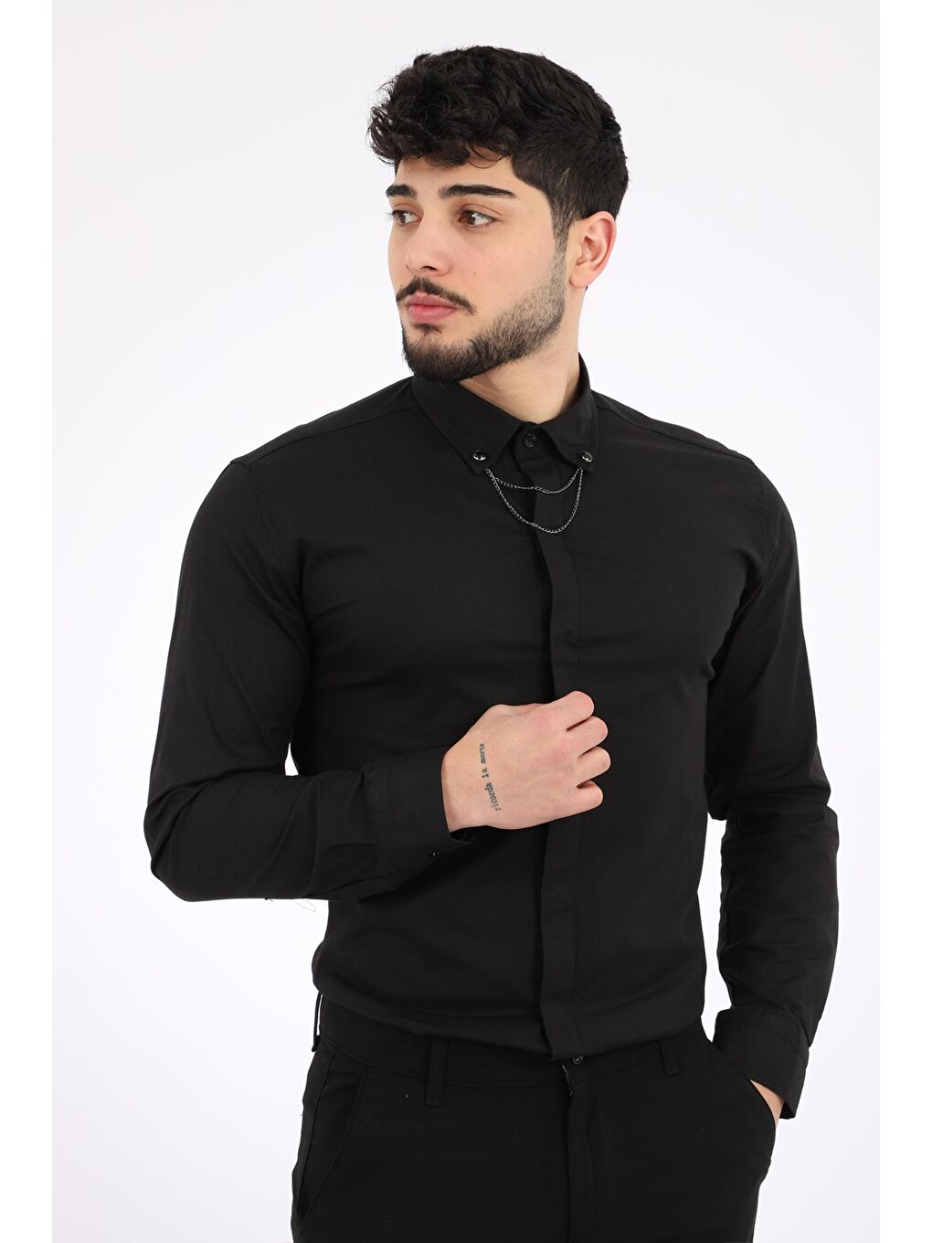 Stilkombin Siyah Slim Fit Zincirli Gömlek