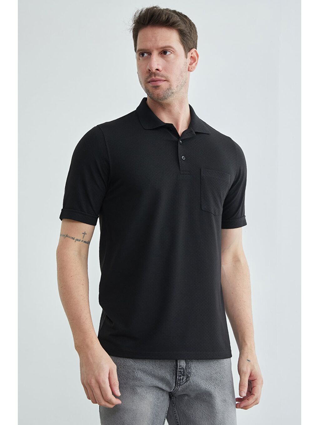 Siyah Düz Tek Cepli Polo Yaka Erkek Tişört-2
