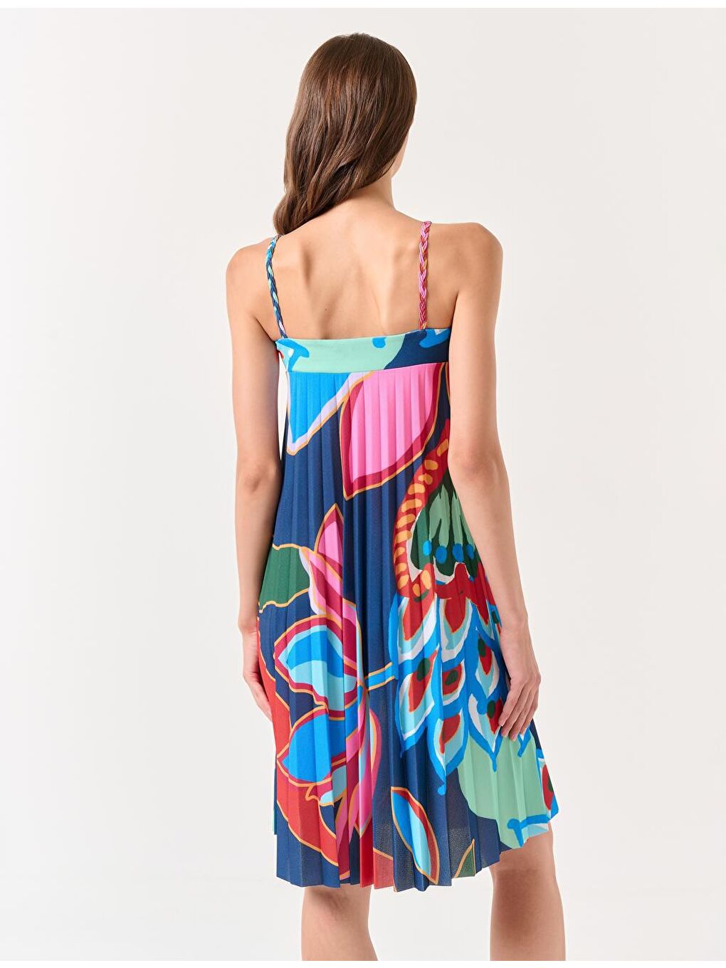 Karışık Askılı Düz Yaka Piliseli Desenli Elbise-5