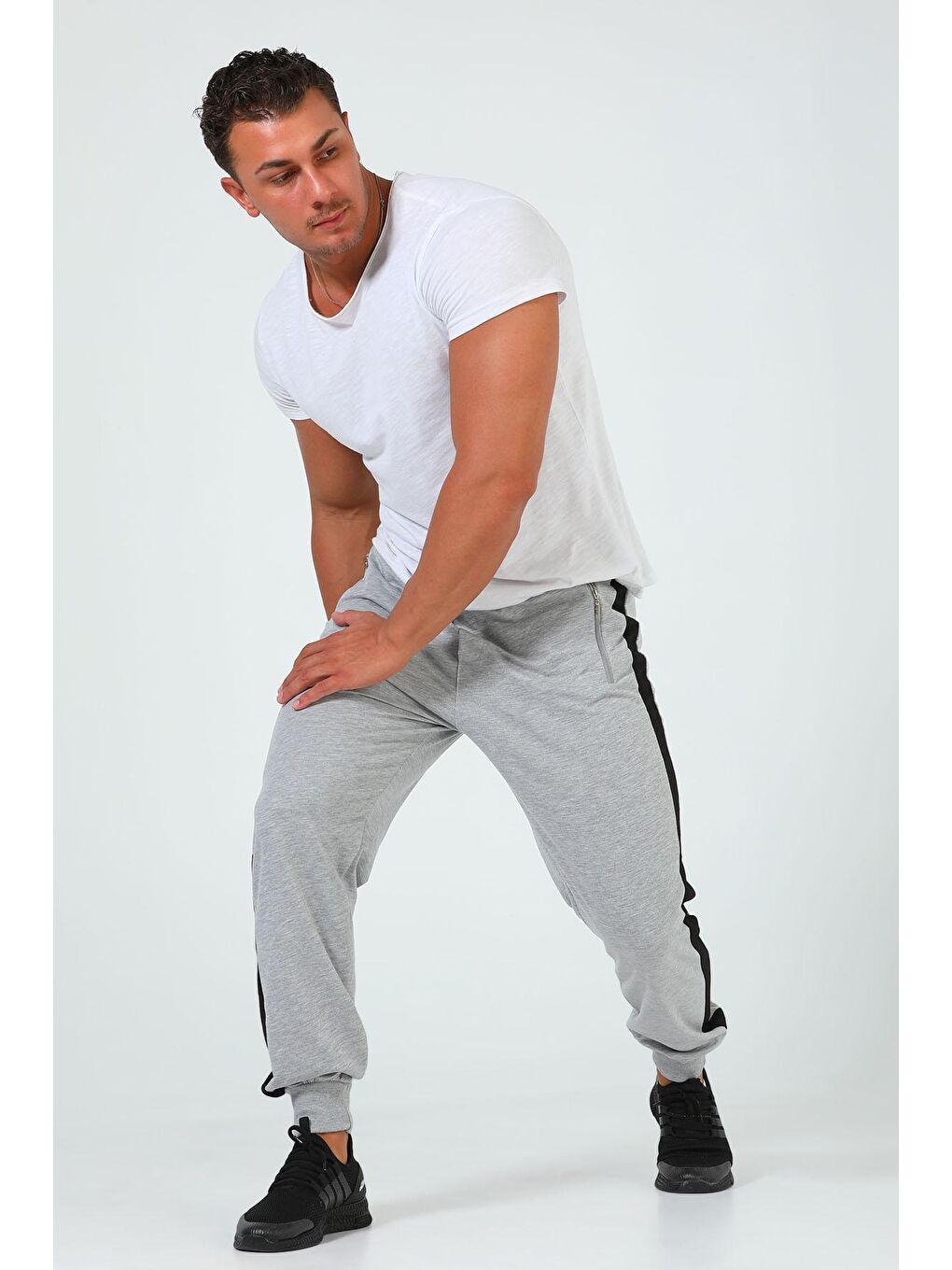 Gri Yan Şeritli Paça Lastikli Joger Erkek Eşofman Altı-2