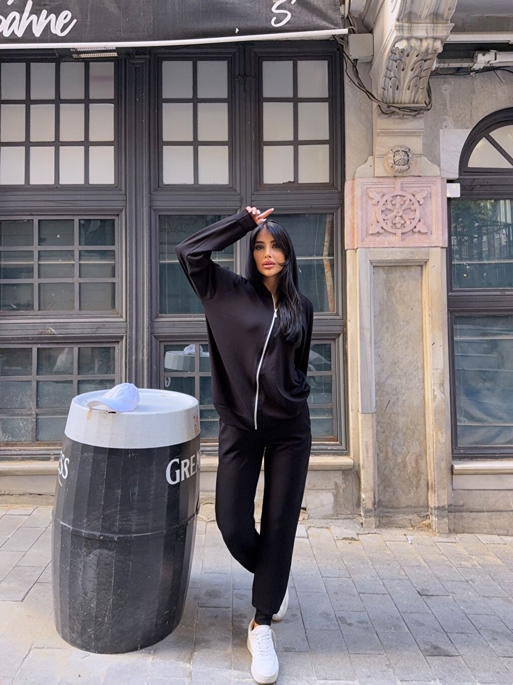 Siyah Modal Kumaş Kapüşonlu Alt Üst Takım-1