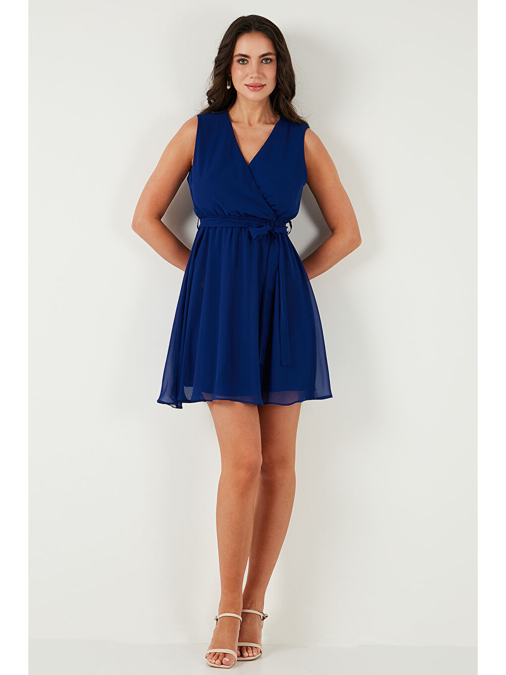 Mavi Regular Fit Kruvaze Yaka Bağlama Detaylı Şifon Mini Boy Kadın Elbise 6789075-4