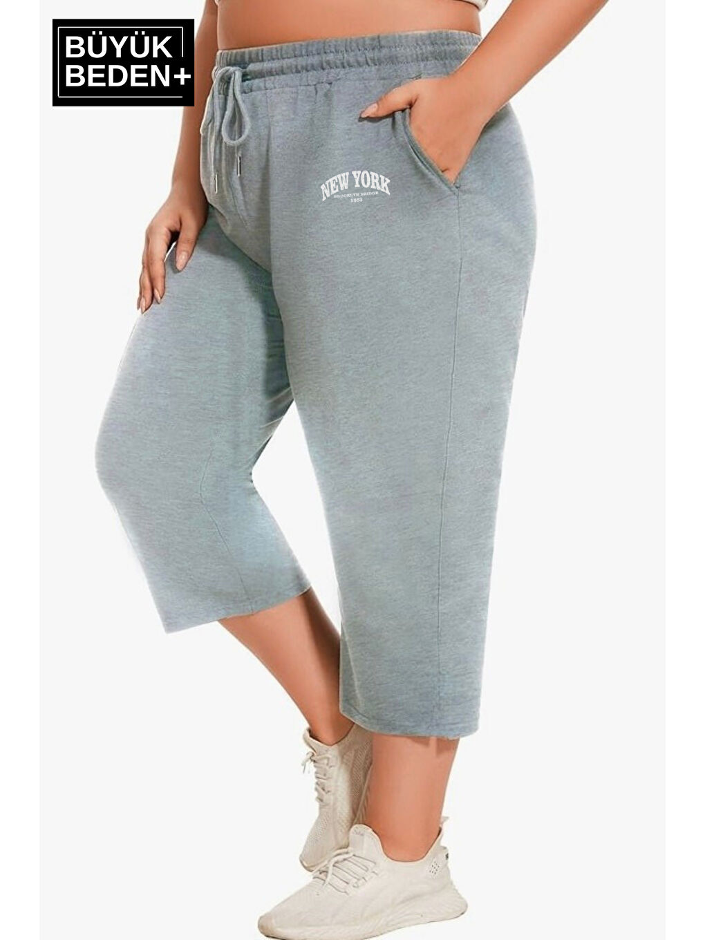 Gri Kadın Büyük Beden New York Baskılı Standart &Regular Kalıp Şort SPR25BSRK087