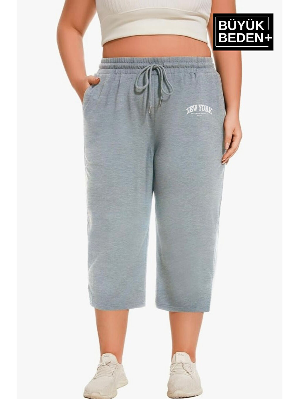 Gri Kadın Büyük Beden New York Baskılı Standart &Regular Kalıp Şort SPR25BSRK087-1