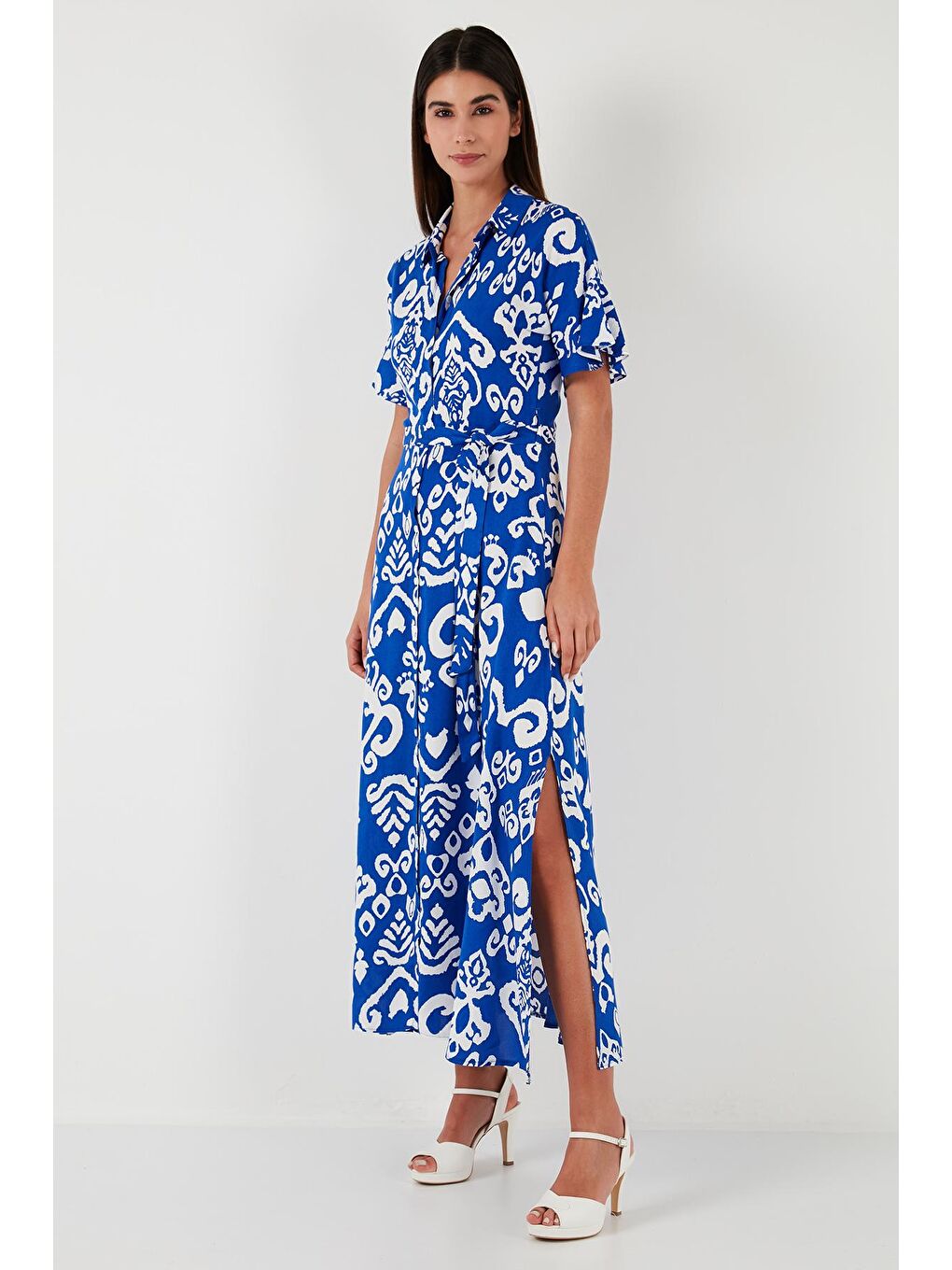 Mavi Desenli Yırtmaçlı Gömlek Yaka Maxi Elbise 611El502-2