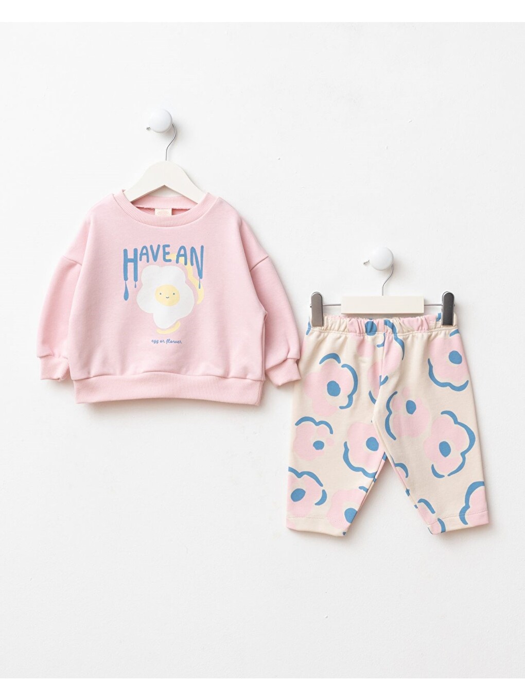 Karışık Kız Çocuk Pamuklu Çiçek Baskılı Pembe Sweatshirt Ve Desenli Eşofman Takımı