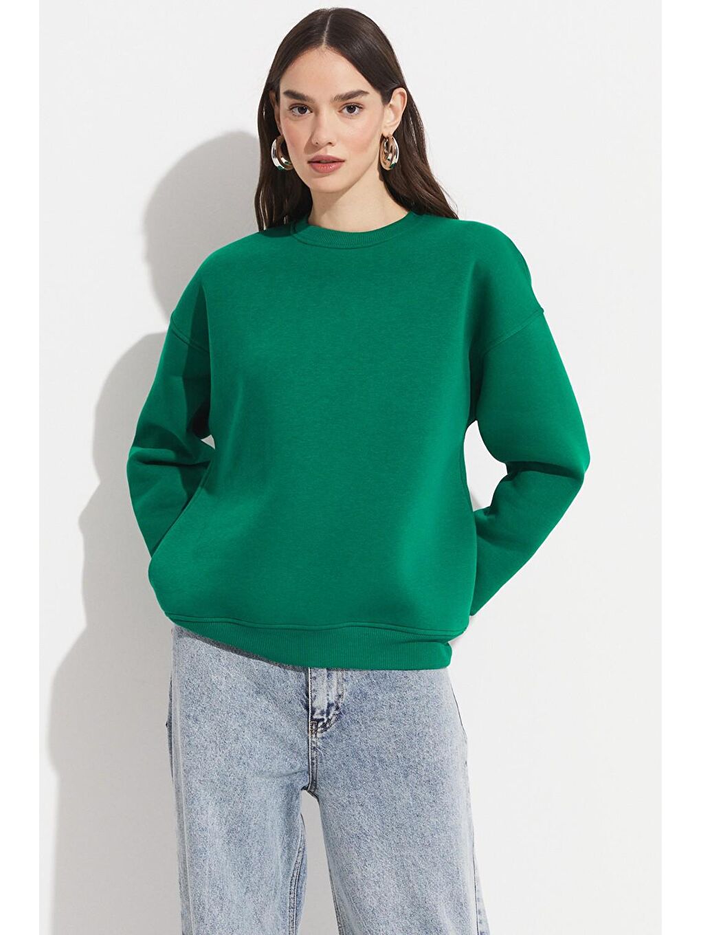 June Yeşil Bisiklet Yaka Basic Sweatshirt - 1