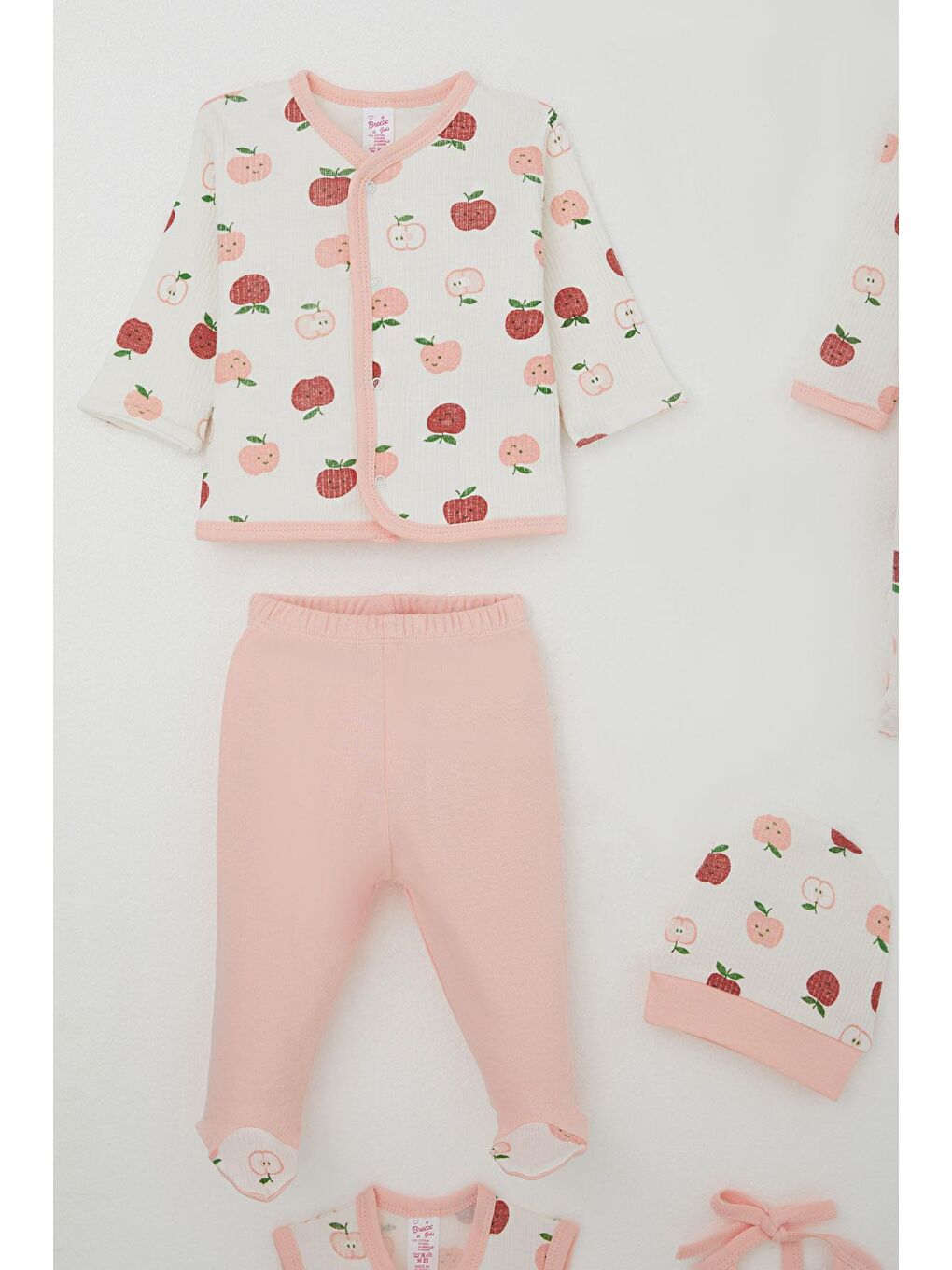 Kız Bebek Hastane Çıkışı 8 Li Sevimli Minik Elma Desenli Ekru (0-3 Ay)-2