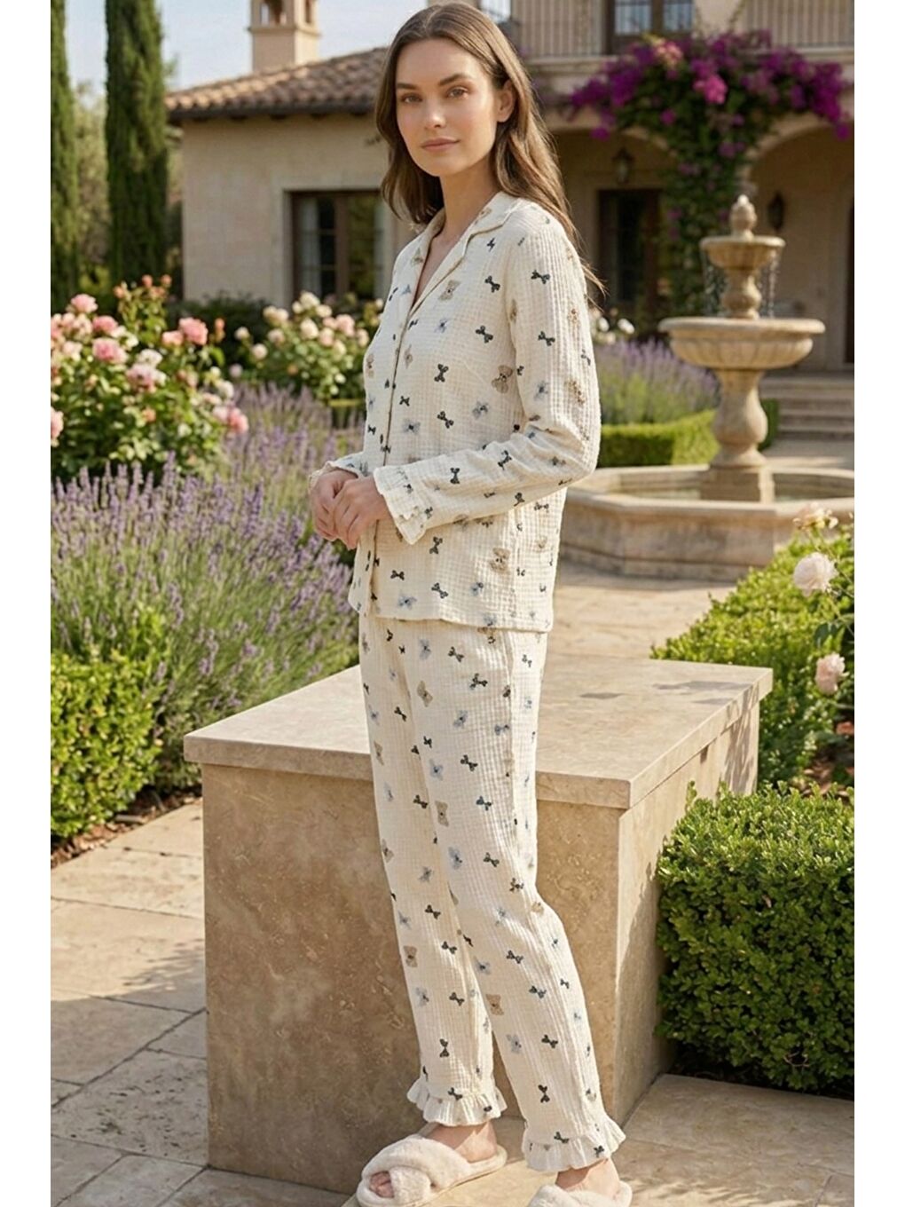 Bej Bürümcük Dokulu Düğmeli Pijama Takım Siyah Fiyonk-2