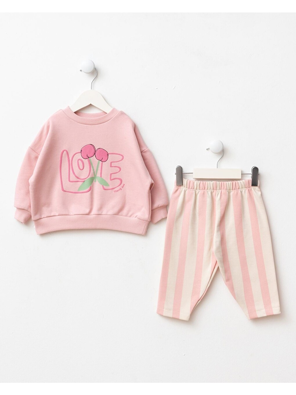 Kız Çocuk Pamuklu Kiraz Baskılı Pembe Sweatshirt Ve Çizgili Pantolon Takımı-4