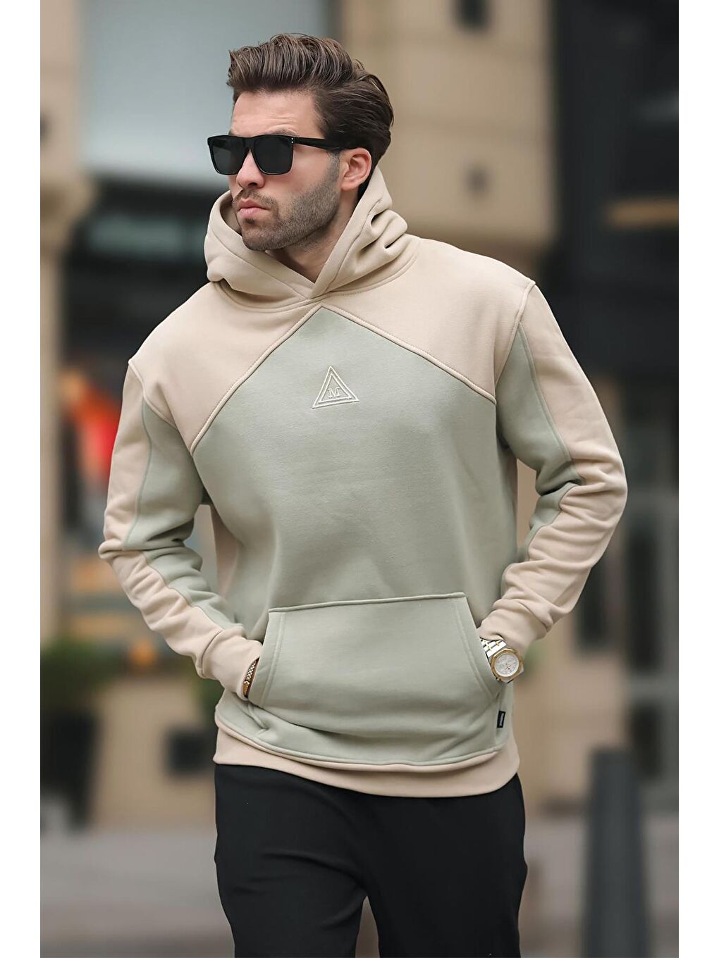 Madmext Bej Kapüşonlu Cep Detaylı Nakışlı Sweatshirt E7085