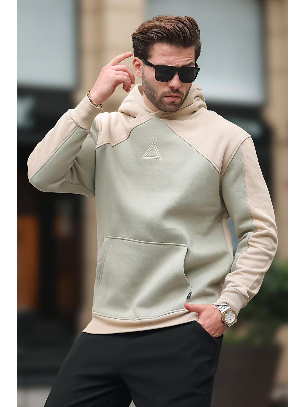 Madmext Bej Kapüşonlu Cep Detaylı Nakışlı Sweatshirt E7085 - 1