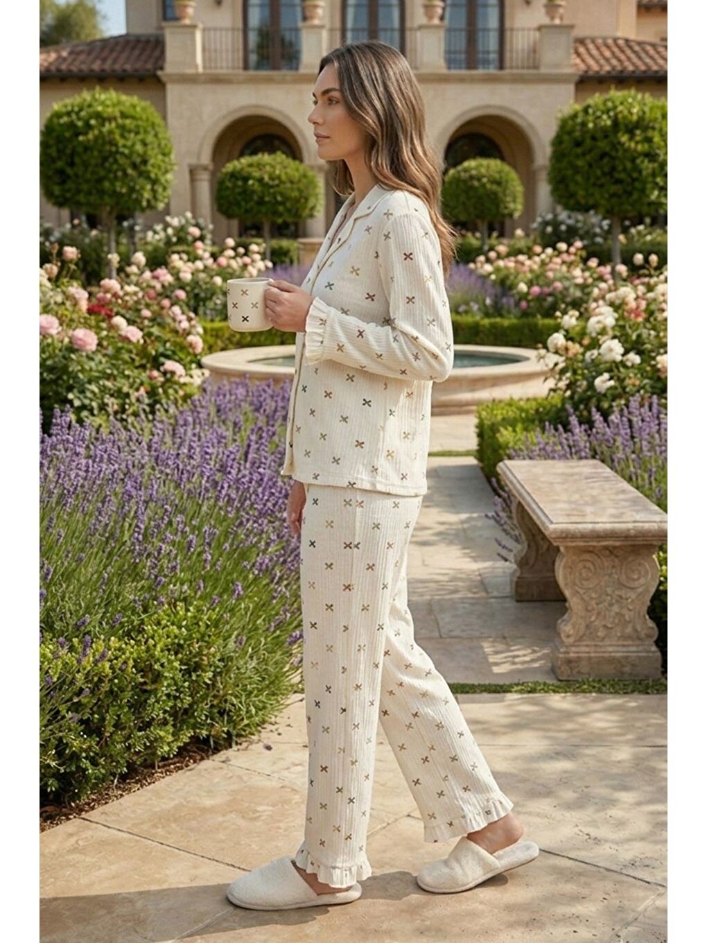 Bej Bürümcük Dokulu Düğmeli Pijama Takım Kırmızı Fiyonk-4