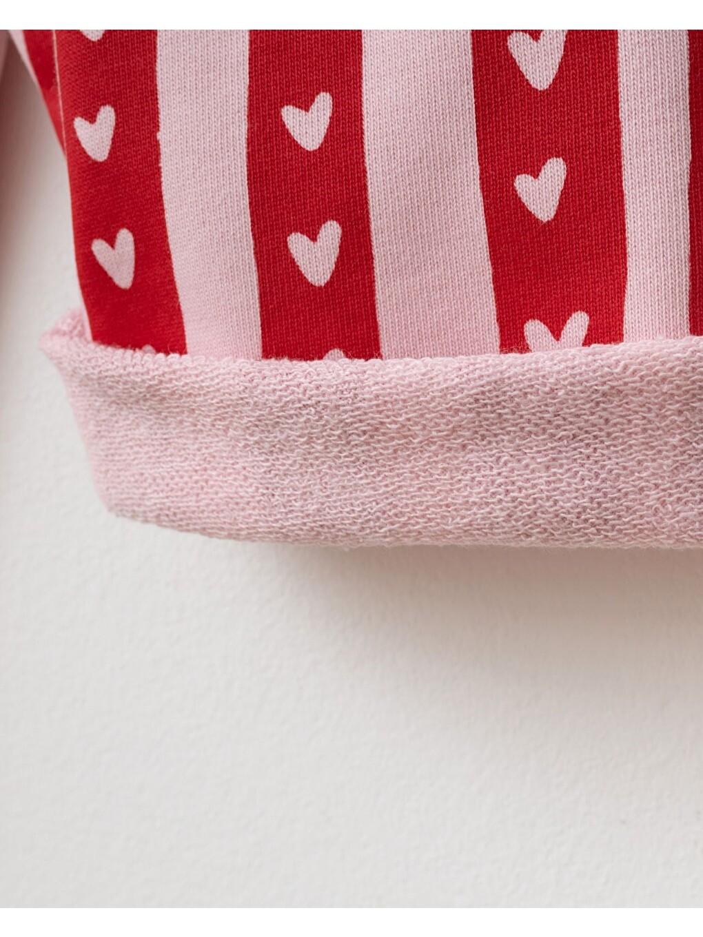 Karışık Kız Çocuk Pamuklu Pembe Sweatshirt Ve Kırmızı Kalp Desenli Çizgili Eşofman Takımı-5