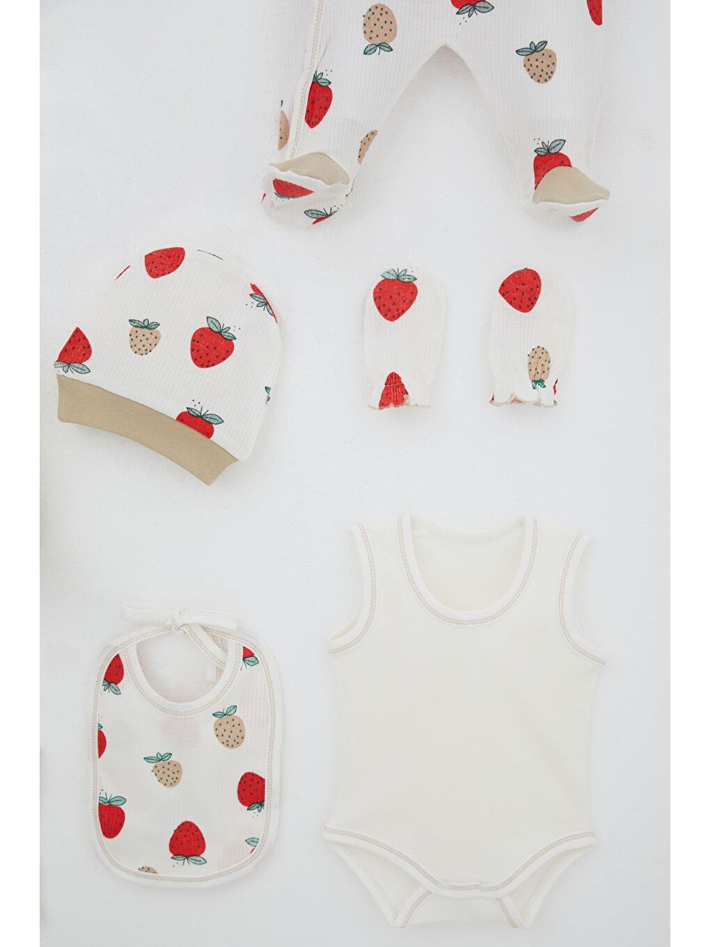 Kız Bebek Hastane Çıkışı 8 Li Çilek Bahçesi Desenli Ekru (0-3 Ay)-5