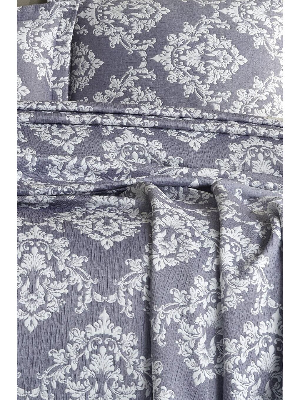 Gri Damasco Çift Kişilk Yatak Örtüsü-1