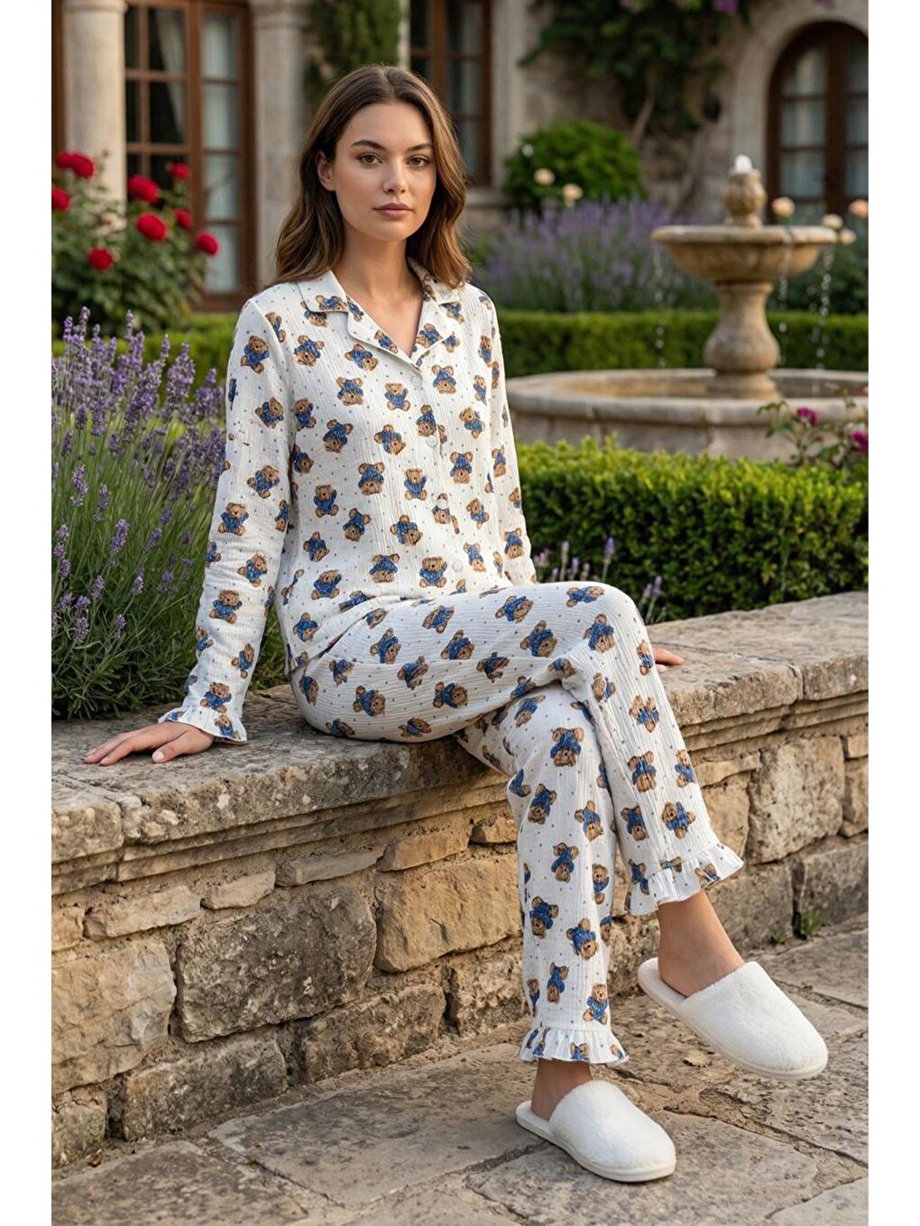 Kahverengi Bürümcük Dokulu Düğmeli Pijama Takım Ayıcık