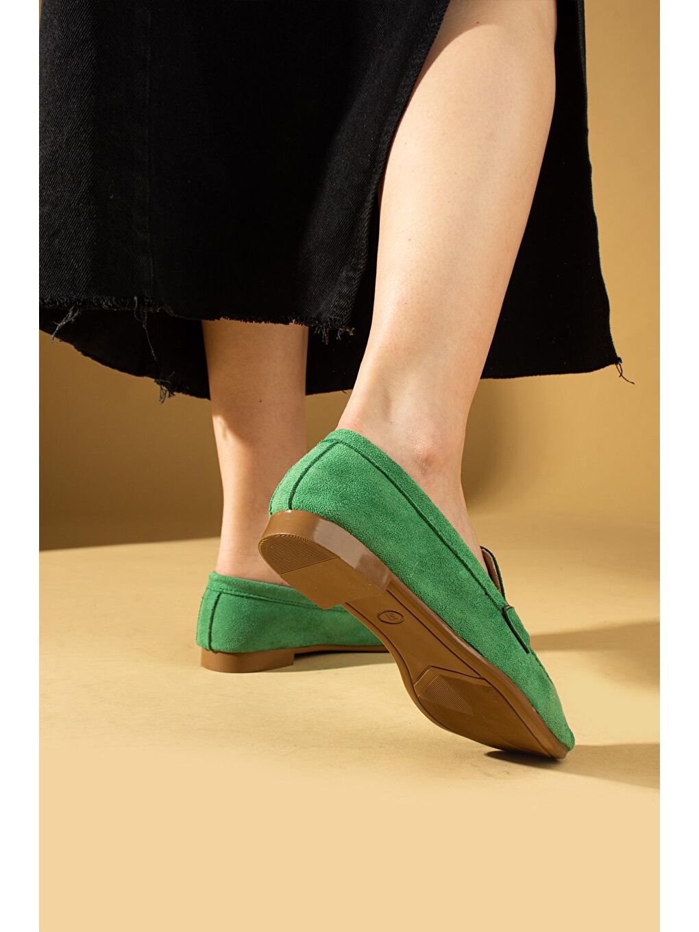 Yeşil Metal Gold Tokalı Rahat Kalıp Kadın Babet 001-188-24Süet-2