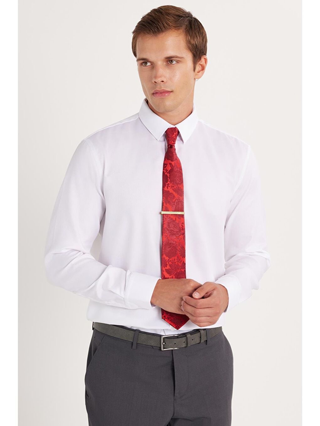 Slim Fit Beyaz Non-Iron %100 Pamuk Doğa Dostu Ekoteks Belgeli Ütü Gerektirmez Gömlek