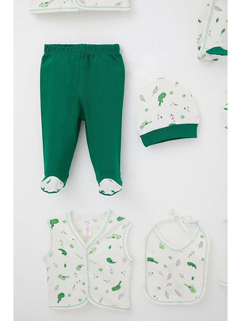 Kız Bebek Hastane Çıkışı 8 Li Bahar Temalı Sevimli Minik Serçe Desenli Ekru (0-3 Ay)-4