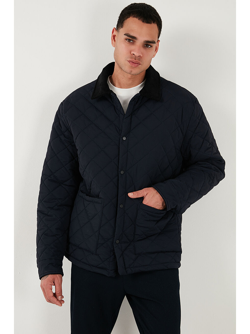 Lacivert Kapitoneli Regular Fit Kadife Detaylı Mont 497LEROY-2