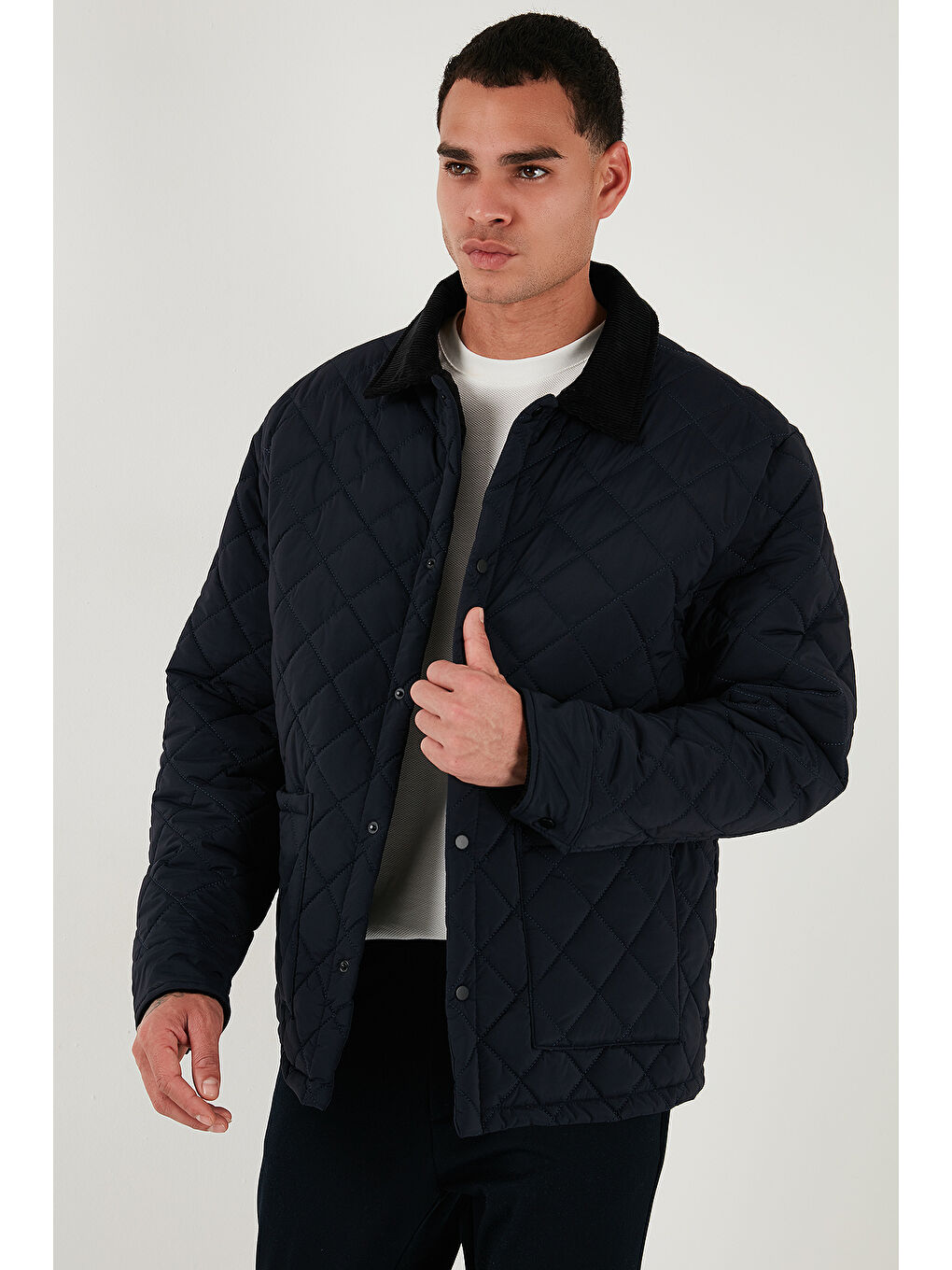 Lacivert Kapitoneli Regular Fit Kadife Detaylı Mont 497LEROY-3