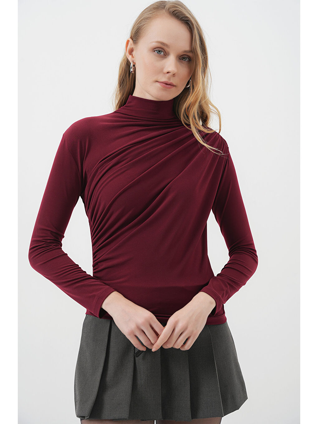 925 Büzgü Detaylı Sandy Bluz - Bordo-3