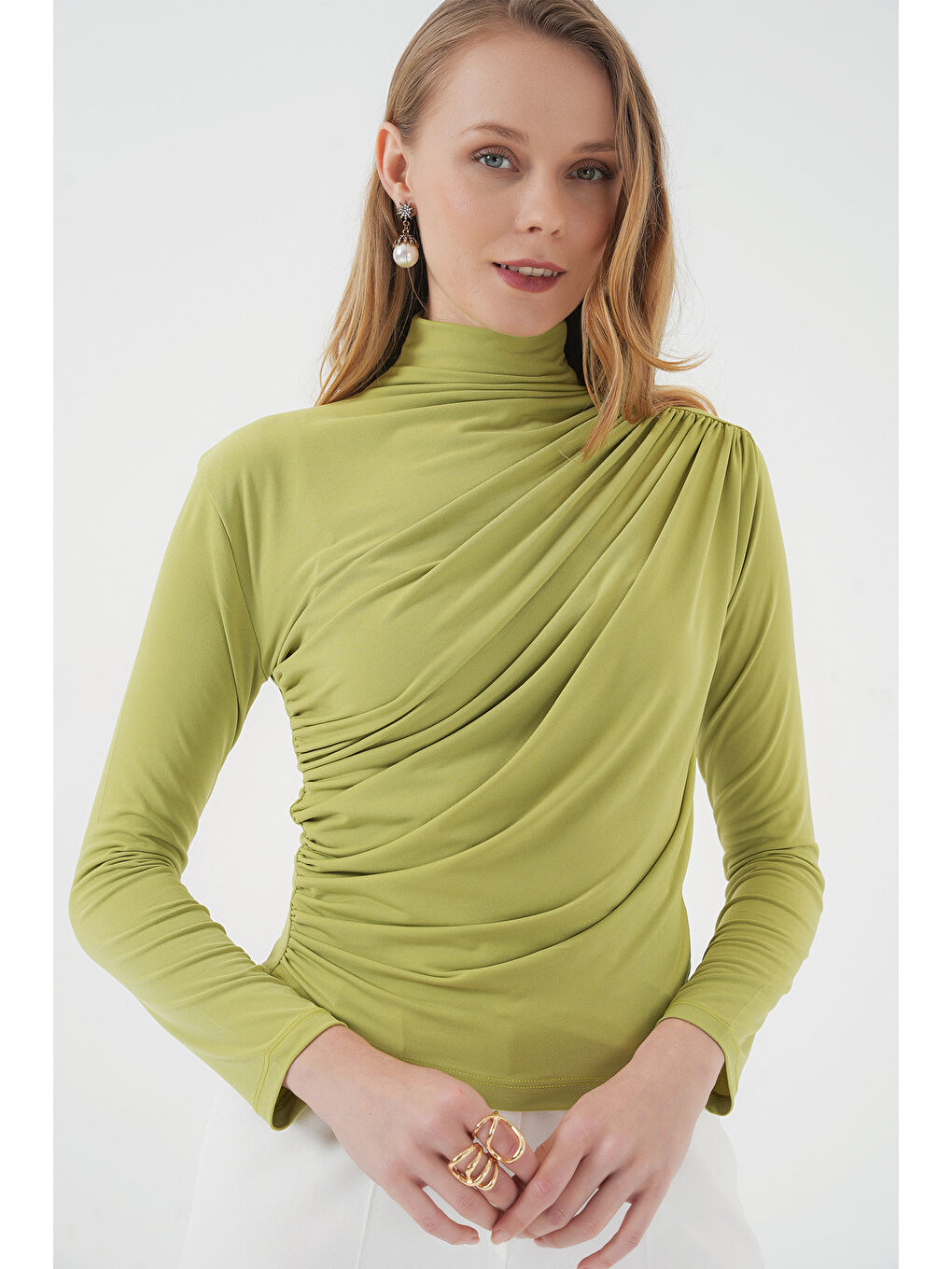 925 Büzgü Detaylı Sandy Bluz - E.Yeşil-3