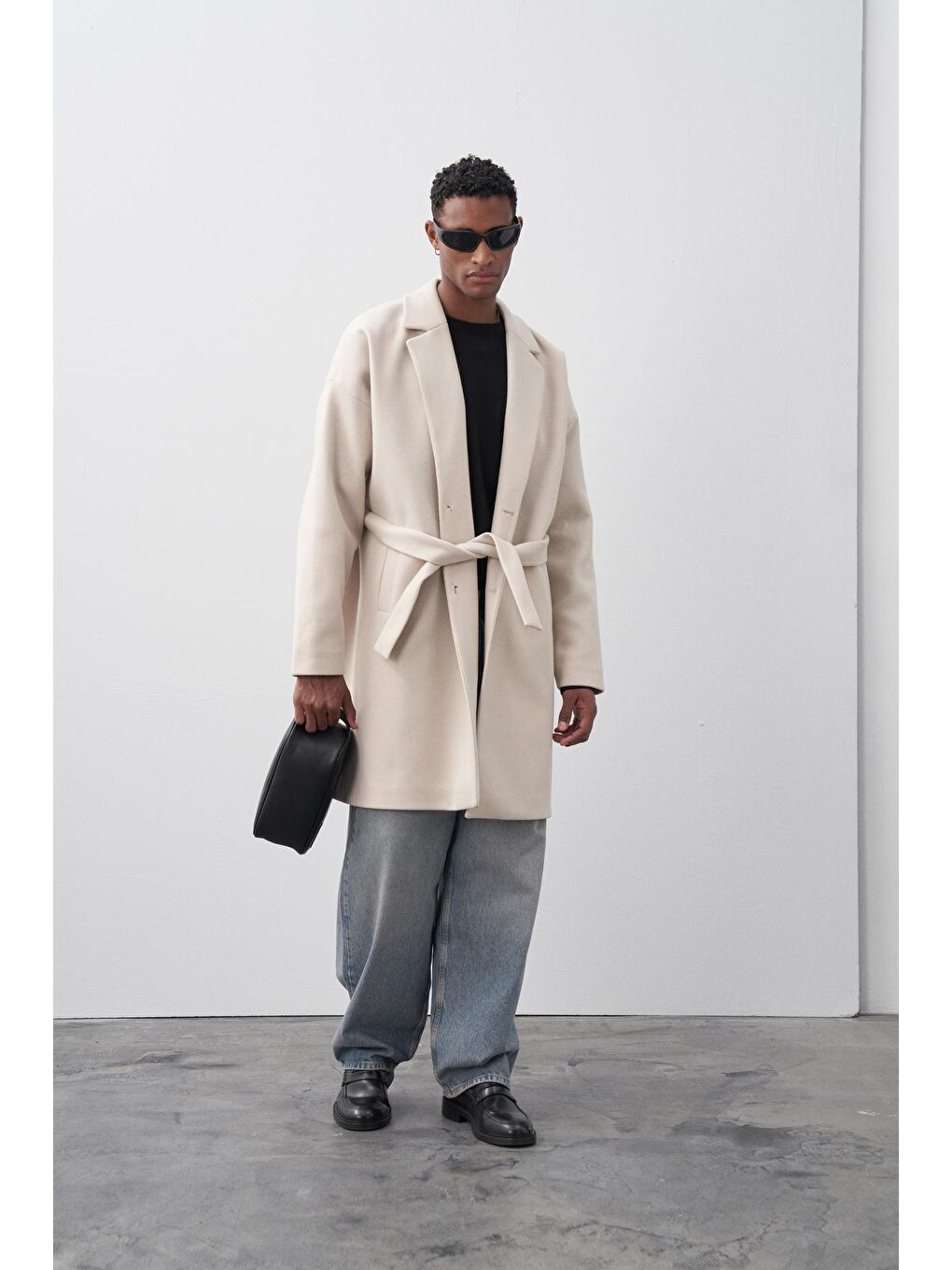 Bej Taş Kemerli Oversize Kaşe Kaban-2