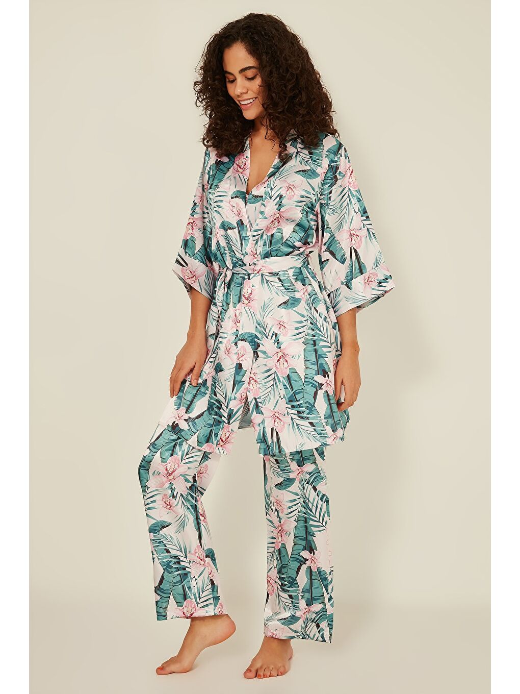 Lila 045 Kadın Desenli 3 Lü Saten Pijama Takım Ekru/Yeşil-4