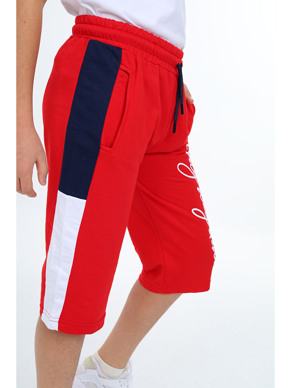 Kırmızı Erkek Çocuk Garni Detaylı Kapri Alt 12204-1